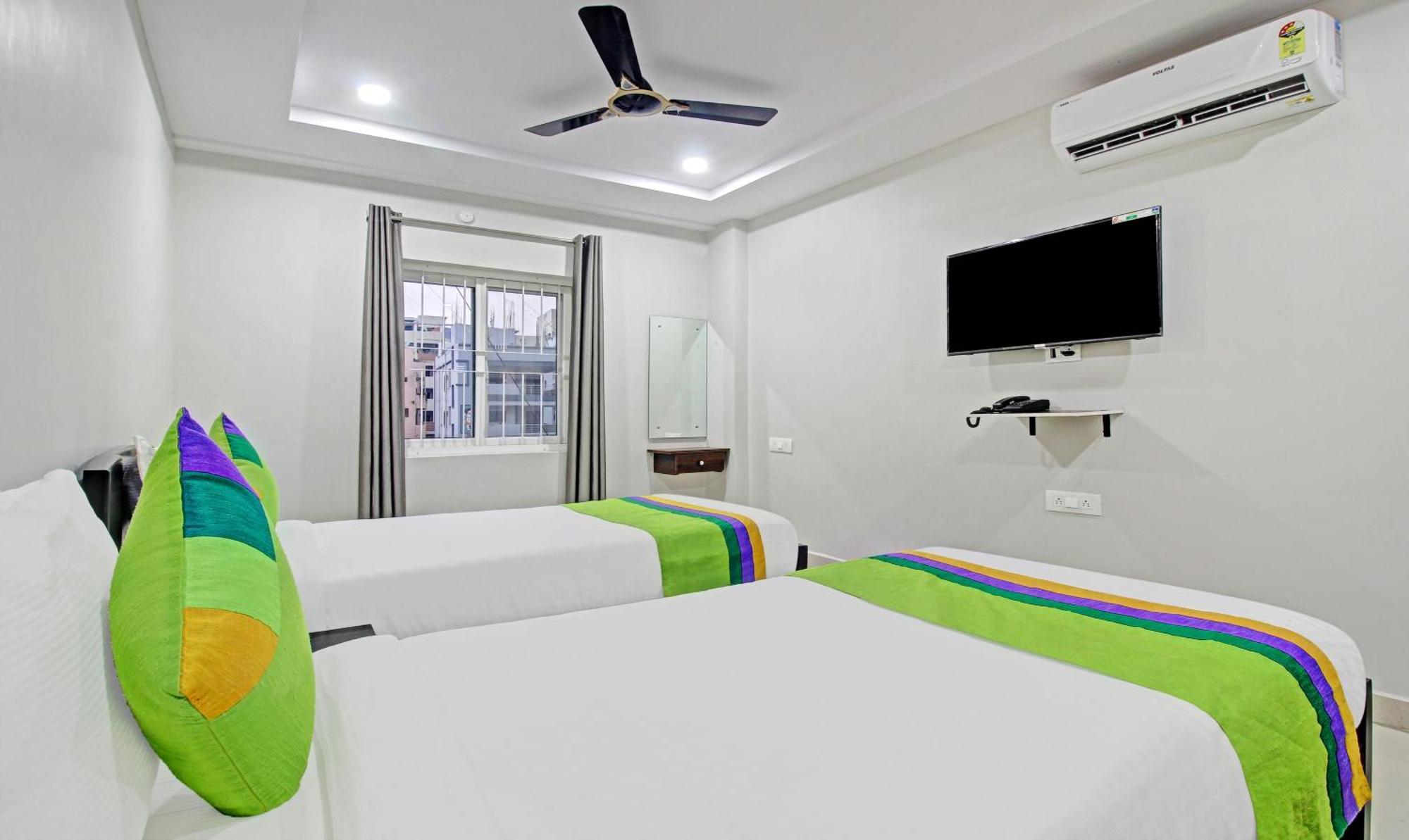 Itsy Hotels Sunrise Grand, Hitech City ハイデラバード エクステリア 写真